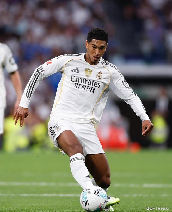 谭龙效力亚泰8年陪球队降级又冲超，如今再次跟随球队降级