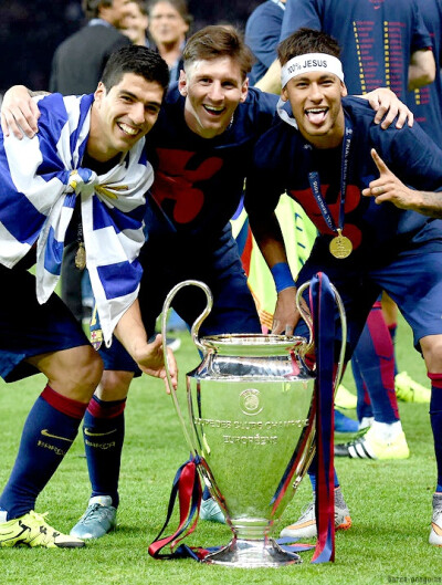 老当益壮，奥巴梅扬实现职业生涯400球里程碑