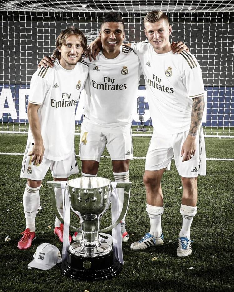 乌姆蒂蒂：费基尔不伤能效力皇马巴萨，苏牙是好人梅西最伟大