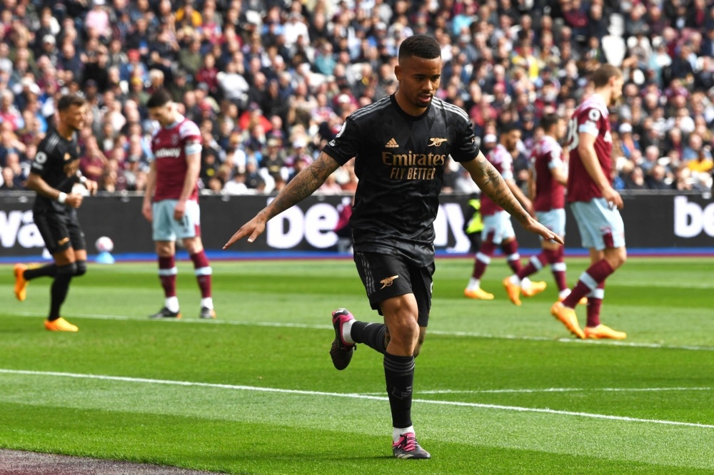 科隆vs法兰克福：卡明斯基、侯赛因巴希奇首发，格策、堂安律出战