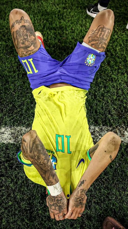 延续状态！基昂特·乔治三分7中4轰29分10助