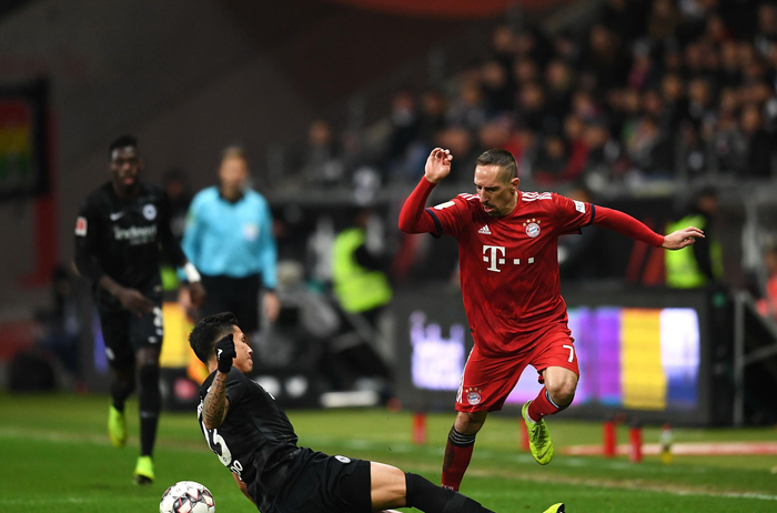 国脚赛后晒训练照，状态回暖