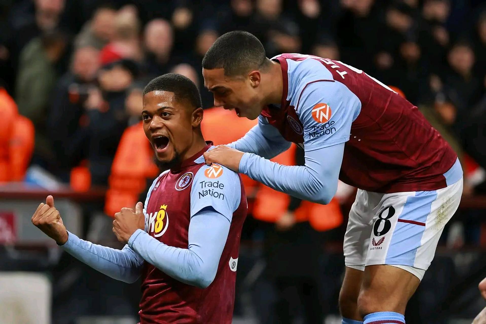 韩媒：全北现代外籍助教涉嫌“拉眼角”种族歧视韩国裁判