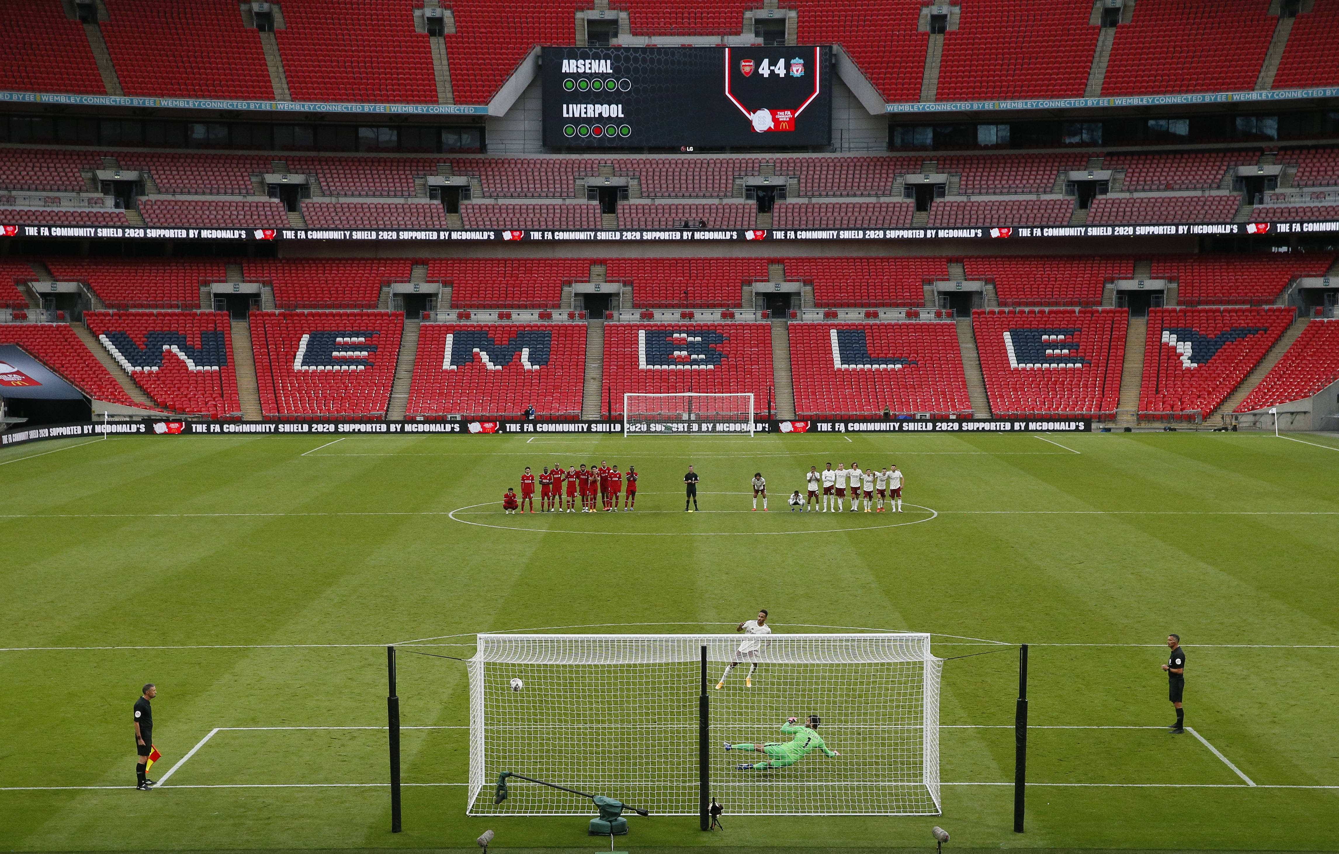 因马来西亚违规归化被禁赛，记者：卡利美洲考虑解约霍尔加多