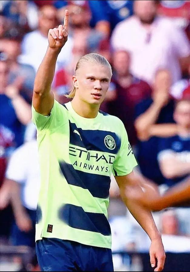 佩林：斯帕莱蒂正努力在技术层面带来新的概念，他非常细致